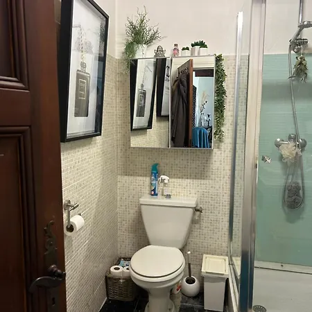 De Διαμέρισμα *